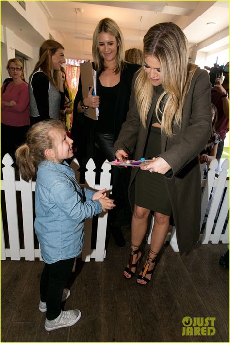 Khloe kardashian shares cute videos of true in turban and shades. Khloe Kardashian Thanks Sister Kim for 'Forcing' Her to Do ...