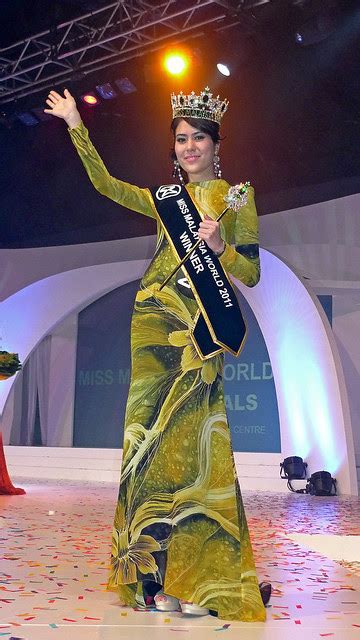 Kee Hua Chee Live Miss Malaysia World 2011 Grand Finals At Sunway