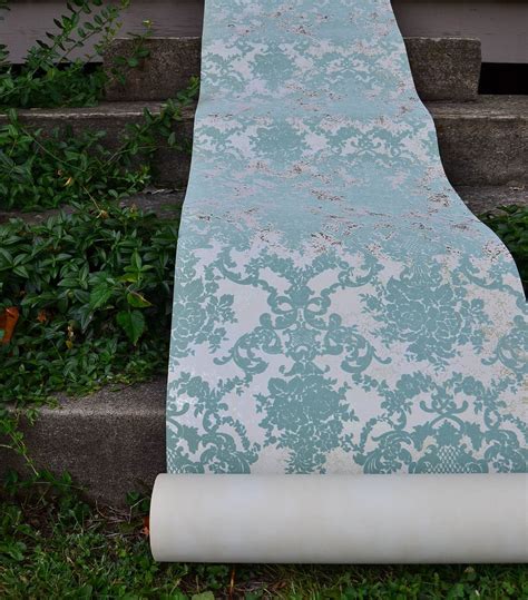 I've always dreamed of having a flocked wallpaper bathroom. Vintage