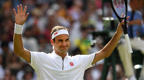 Wimbledon 2019 Roger Federer Overcomes First Set Blip To Beat