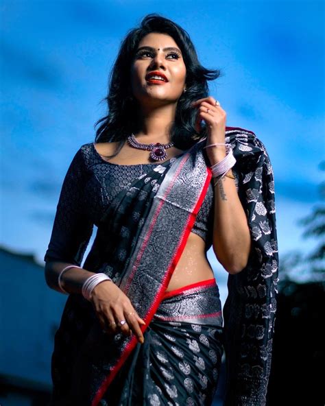 Nivisha Serial Actress Hd Images 50hot Stills Bioagewiki
