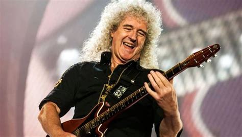 Founding member of queen, may is frequently cited as one of the worlds greatest guitarists. Queen lead guitarist Brian May inatake sa puso - Chos.Ph