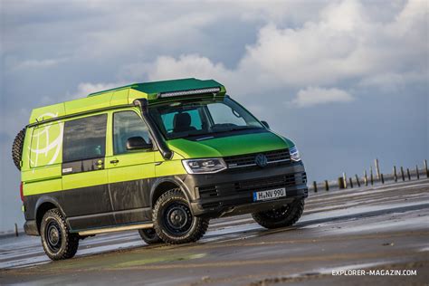 Die praktischen und robusten geländewagen sind wendig und bieten je nach ausführung schlafgelegenheiten im inneren des fahrzeugs, in praktischen dachzelten oder zelten. Terock 2 vs. Campmobil HK 4.9 - Allrad Campingbus ...
