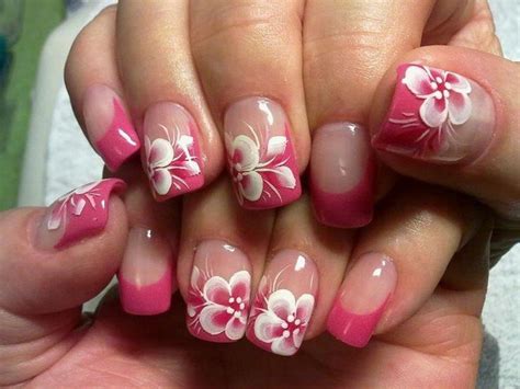 This adorable flower nail art is so easy to do, and gives a fabulous effect. How To Make Flower Nail Art Designs