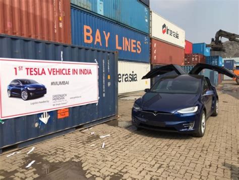 The First Ever Tesla Model X Suv Arrives In India People Want The