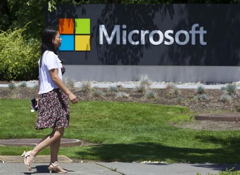 Report Heres How Much Microsoft Employees Make According To A Leak