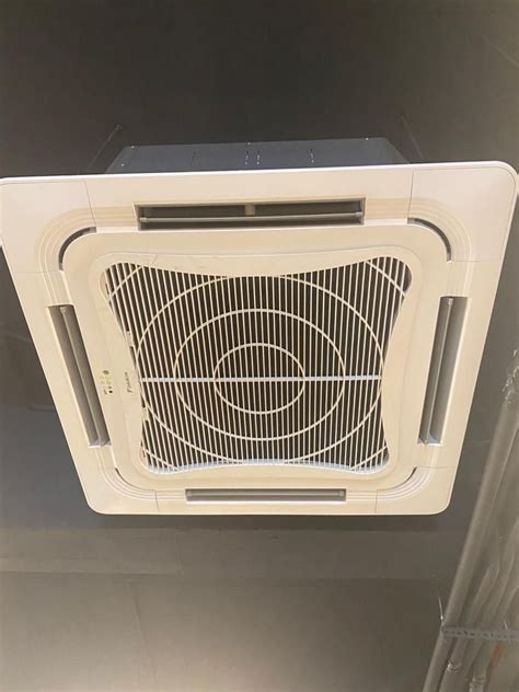 Daikin Non Inverter Hp Tv Home Appliances Air Conditioners