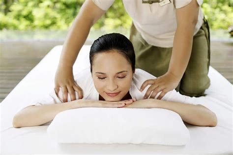 les bienfaits du massage thaï traditionnel bart magazine