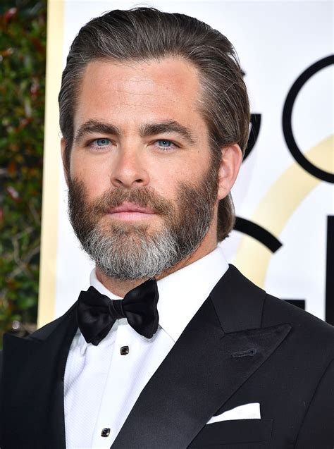 25 Male Celebrities That Look Even Sexier With Beards Photos 1067