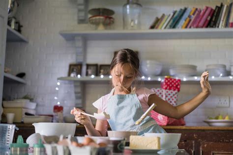 How To Bake With Kids A Baking Guide For Every Age