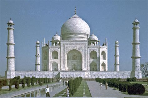 Online travel agency in india is bigger than ever before, and it is growing at a rapid pace, and will be so next few decades as well. Online India Travel Portal - Indian Travel Agency