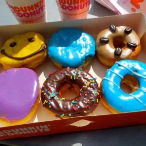 Our donuts are simple pleasures in life that you can enjoy any time of the day. Dunkin' Donuts Preise (Aktualisiert) - Fast Food Menü Preise🍔