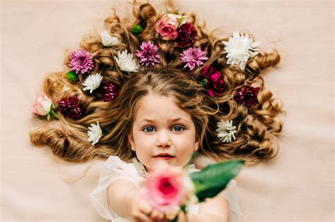 Young Girls Flower Portrait Photography Click Love Grow