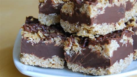 Stir in brown sugar and vanilla. NO-BAKE CHOCOLATE OAT BARS!! - Sweet & Savory Recipes