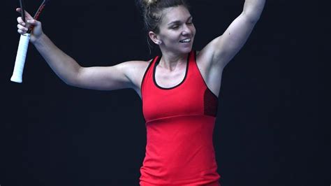 Australian Open 2018 Whats Wrong With Simona Haleps Dress