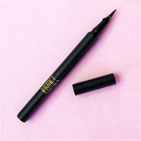 How to apply eyeliner with pen. Liquid Eyeliner Pen - Streamlined Black Liquid Eyeliner Kismet Cosmetics