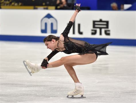 Medvedeva Heads Skating Stars In Moscow As Pyeongchang Looms