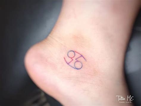 Also, people who can relate to the number 69, irrespective of whether they are cancerian, often have these tattoos. The Best Tattoo Designs for Every Zodiac Sign | Cancer ...