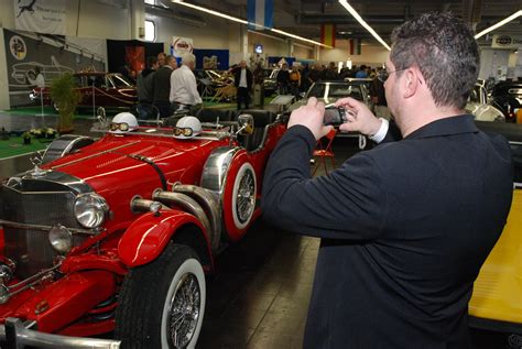 Pressekarten für die Oldtimer-Messe "Techno Classica" in der Messe
