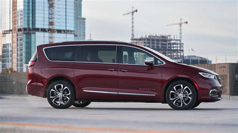 2021 Chrysler Pacifica Awd First Drive Review Decisions Decisions