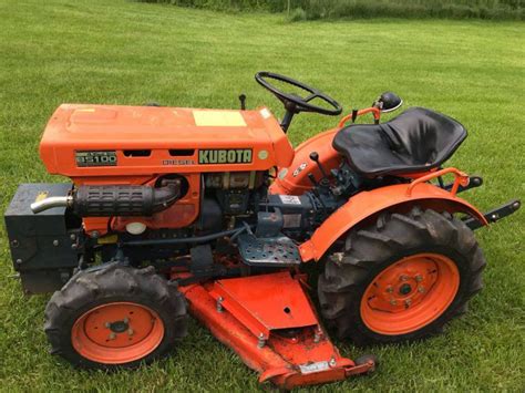 Kubota B5100 Diesel 4wd Compact Tractor Ronmowers