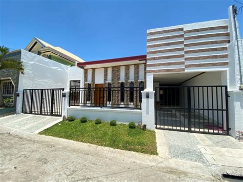 Spacious Single Attached House And Lot In Pilar Village Las Pinas
