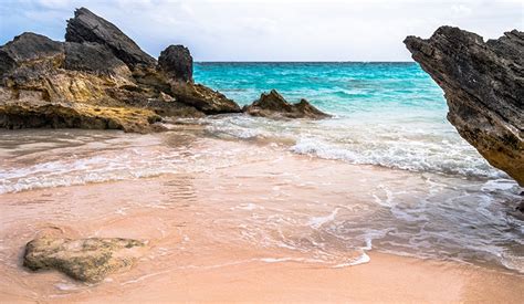 Why Is The Sand Pinkand Other Facts About Bermudas Beaches
