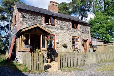 Remote Powys Farmhouse Has One Of The Fastest Broadband Speeds In Wales