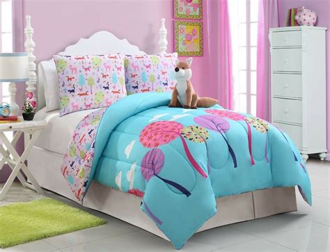 I love this unique pintuck sewing design! Girls Kids Bedding- Foxy Lady Comforter Set - Full Size | eBay