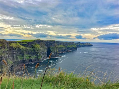 So können sie ihren zoom hintergrund ändern. 5 Islands to Visit Off the Coast of Ireland