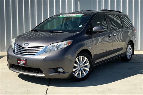 Pre Owned 2011 Toyota Sienna Limited Fwd 4d Passenger Van