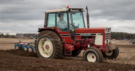 DAY 176T International 955 (con imágenes) | Tractor