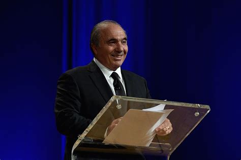 A firenze mi canoscono come l'omo fast fast fast. Ufficiale, Rocco Commisso acquista la Fiorentina | Calcio e Finanza