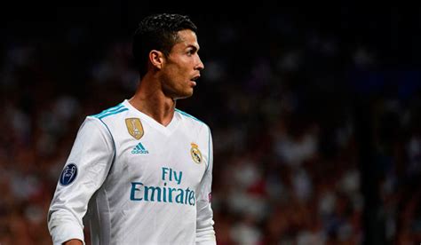 Born 5 february 1985) is a portuguese professional footballer who plays as a forward for serie a club. Ronaldo: „Kann jetzt Dinge, die ich mit 20 tat, nicht mehr ...