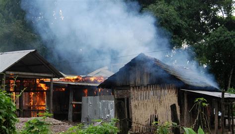 In Pictures Violence Erupts In Assam Al Jazeera