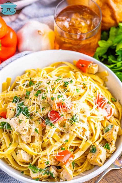 Instant Pot Creamy Garlic Chicken Pasta The Country Cook