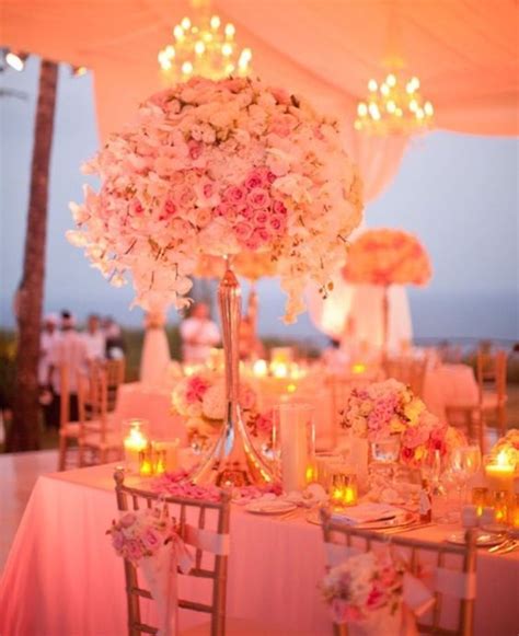 38 Living Coral Wedding Decor Ideas To Brighten Up Your Celebration