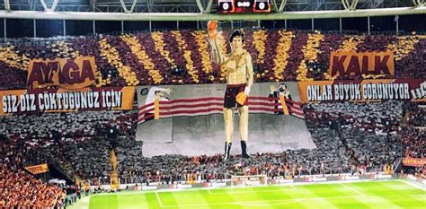 Galatasarays Tifo Action Vs Fenerbahce Voted As The Best In 2017