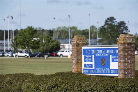 7 Inmates Dead 17 Injured In South Carolina Prison Riot Here And Now