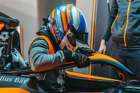 How Mclaren Racing Is Preparing For Formula Es Gen3 Debut Engadget