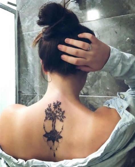 60 Attractive And Sexy Back Tattoo Ideas For Girls 2020 Sooshell Girl Neck Tattoos