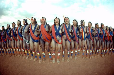 Kayapo Sorcerers Of Sex Kayapo Women Ritual Dancing To Be Flickr