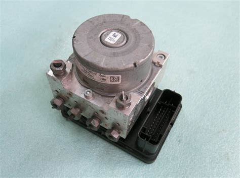 Abs Pump Ey16 2c405 Ac 10022004324 Ey16 2c013 Ac 10091501263 Ford Courier