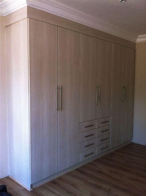 Built In Cupboards - The Woodworker