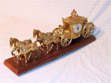 Vintage Sessions United Brass Horse Drawn Carriage Clock No 640 Runs