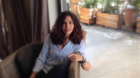 Ελευθερια αρβανιτακη μη φεύγεις μη μένεις. Ελευθερία Αρβανιτάκη Λονδίνο - YouTube