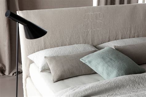 Lesen sie andere artikel ähnlich wie homeware bettsystem sind auf der suche nach Graco Chaarme Polsterbett mit abnehmbarem Stoff, in Leinen ...