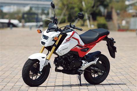 The vehicle's current condition may mean that a feature described below is no longer available on the vehicle. ホンダ「グロム」（2020年）解説&試乗インプレ｜125cc 原付二種バイクの楽しさを堪能できる万能4ミニスポーツ ...