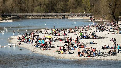 Nacktbaden In München Fkk Nur Speziellen Bereichen Erlaubt Stadt