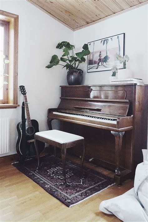 You can move one over the course of an afternoon ask a few friends to help you, since a grand piano is too heavy to move by yourself. Rug Under Baby Grand Piano - Area Rug Ideas